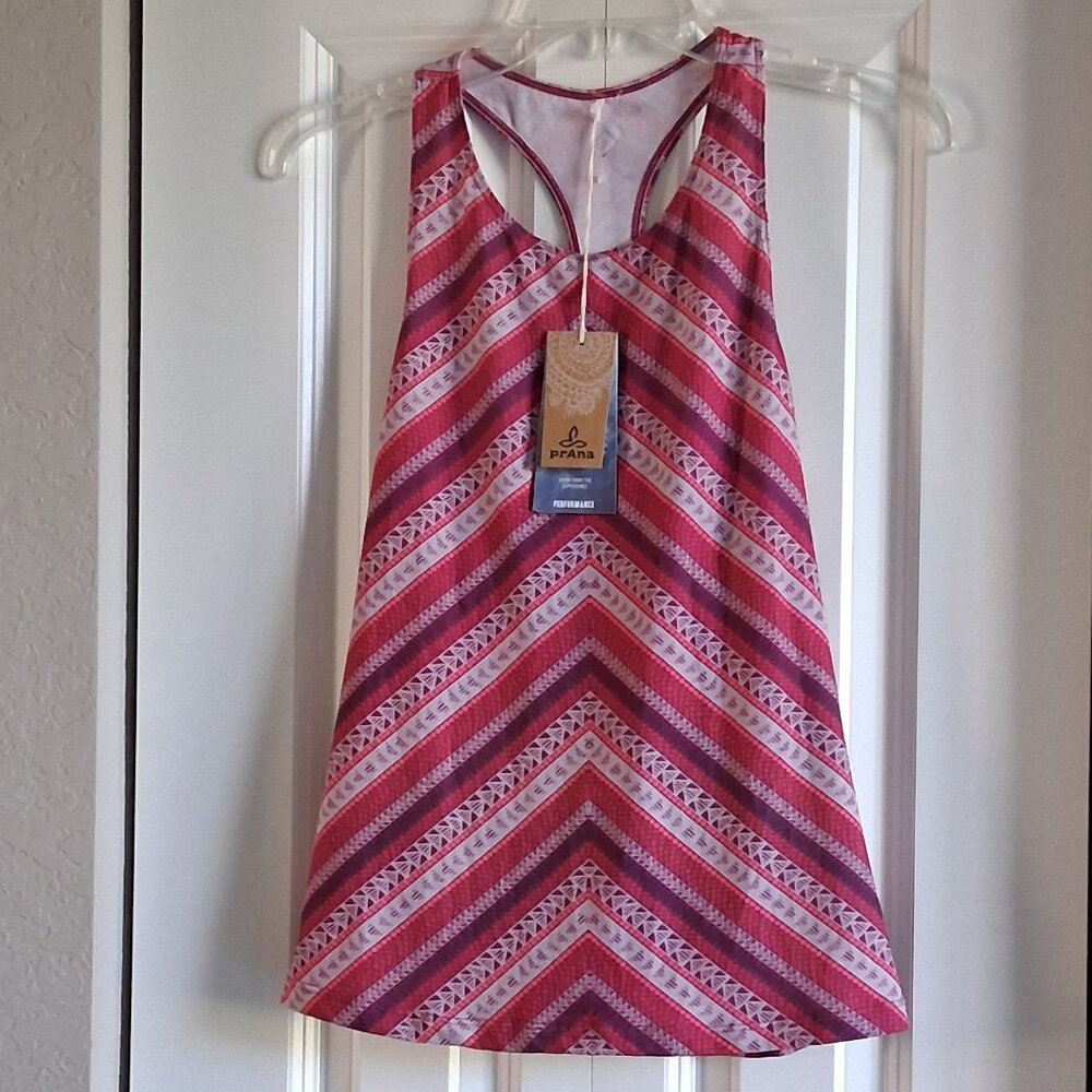 prAna Sunwashed Red Boost Printed Athletic Tank Top Women's Size L